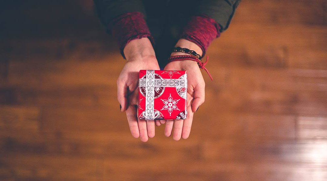 4 Gifts You Can Give Your Team For Free This Christmas