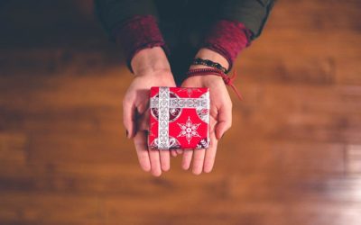 4 Gifts You Can Give Your Team For Free This Christmas